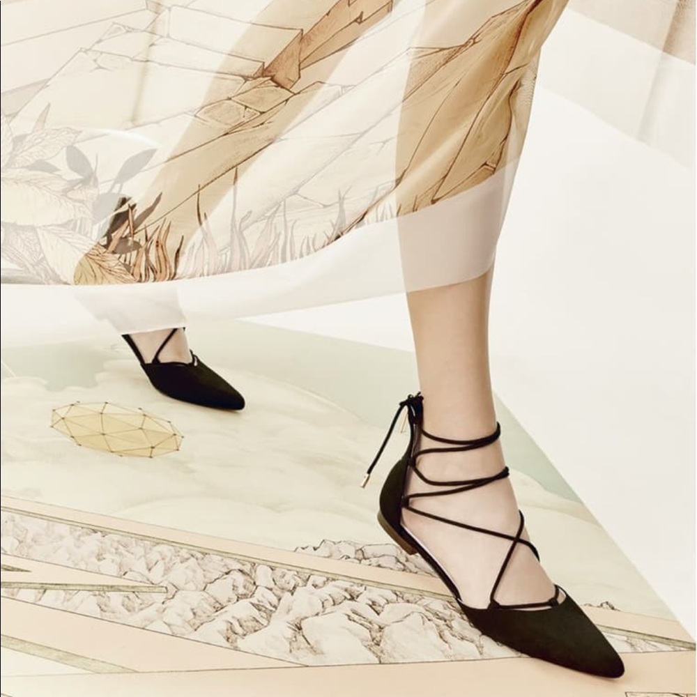 Louise et Cie ‘Abri’ Pointy Toe Ghillie Flat